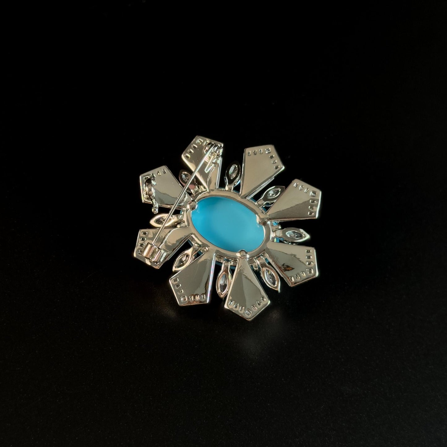 Vintage Sapphire Flower Brooch