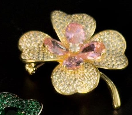 Aeacides · Rose Four-Leaf Clover Brooch