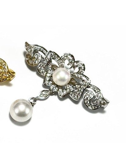 Vintage Court Pearl Drop Brooch