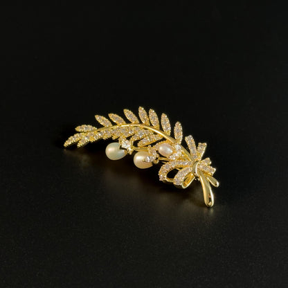 Gold Brooch Adorned with Rhinestones and Wheat Ears