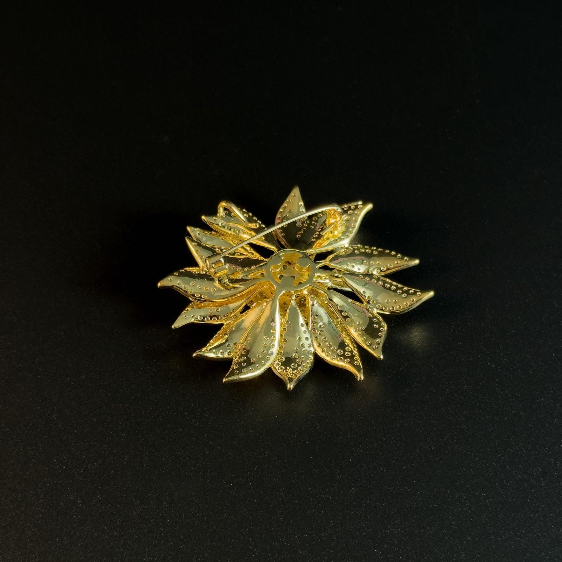 Sunflower-Shaped Brooch Adorned with Full Diamonds; a Versatile Everyday Brooch or Pin.