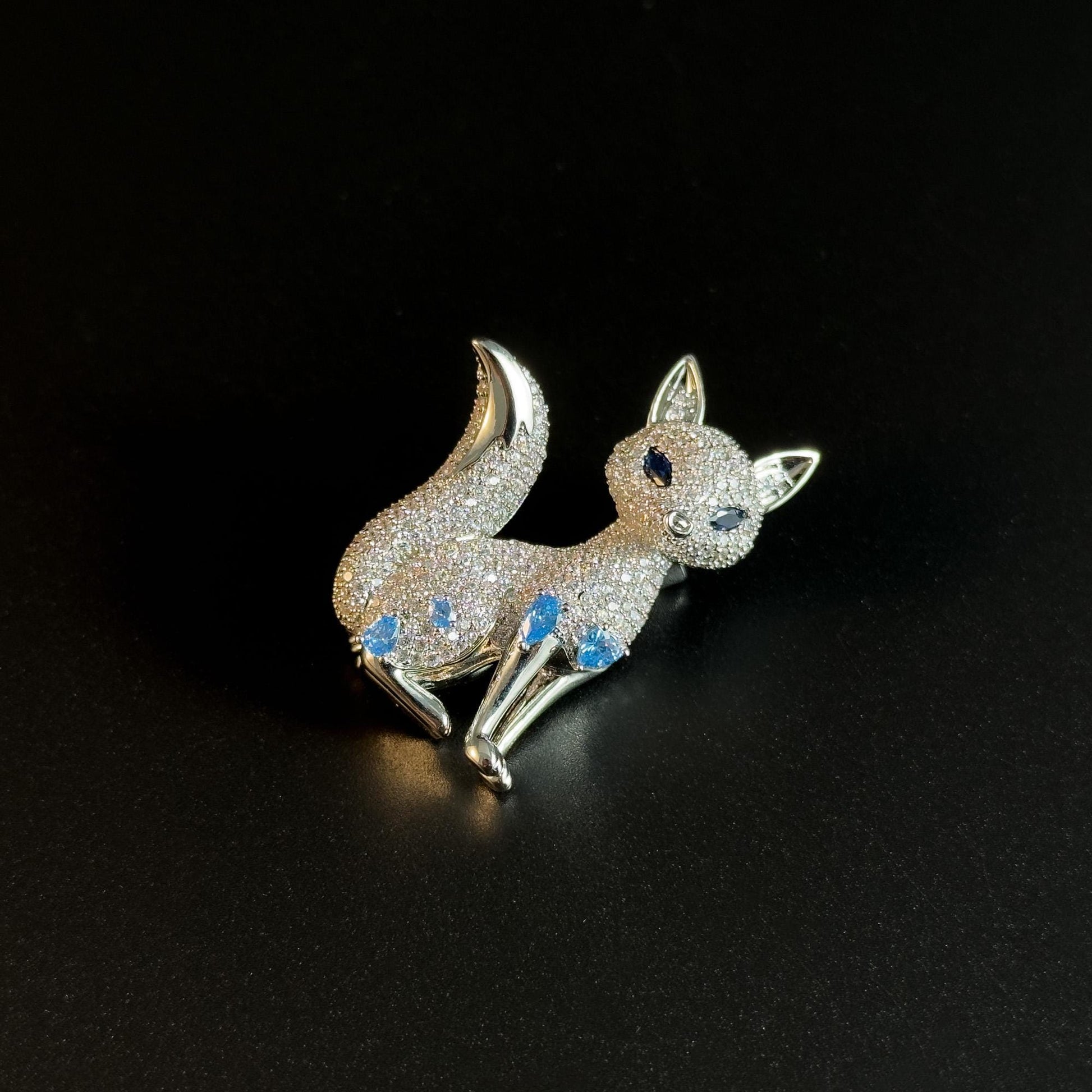 3D Zircon Fox Brooch