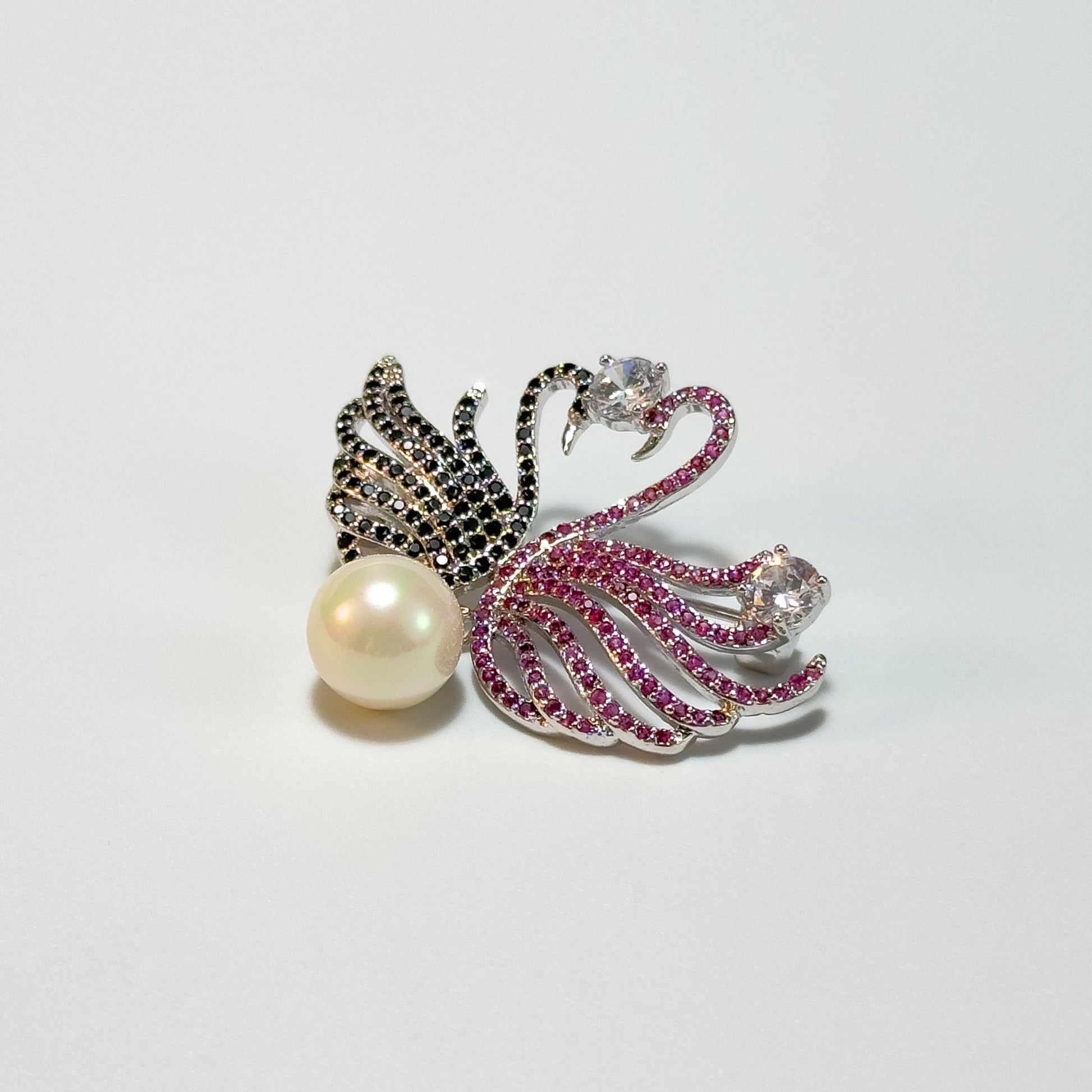 Double Swan Brooch