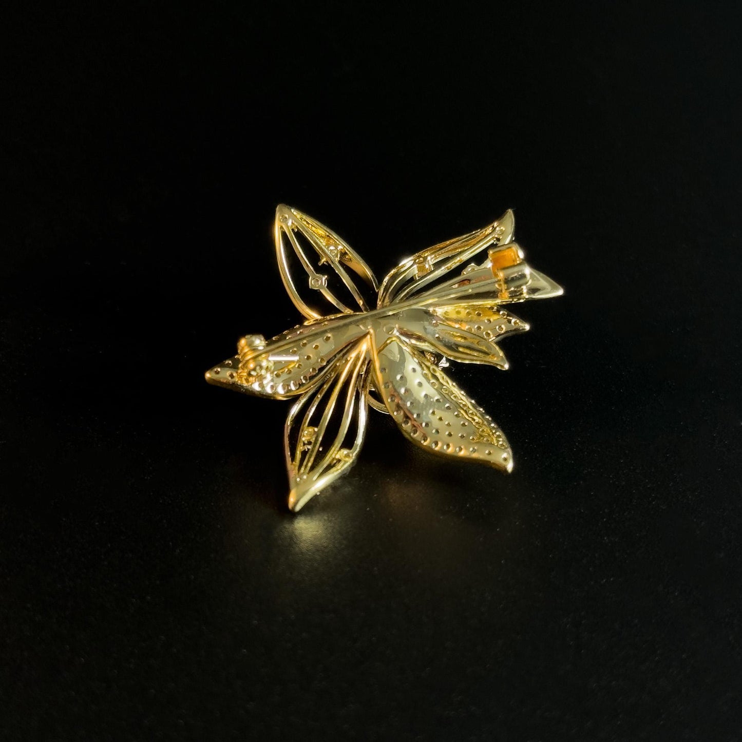 Rhinestone Flower Brooch