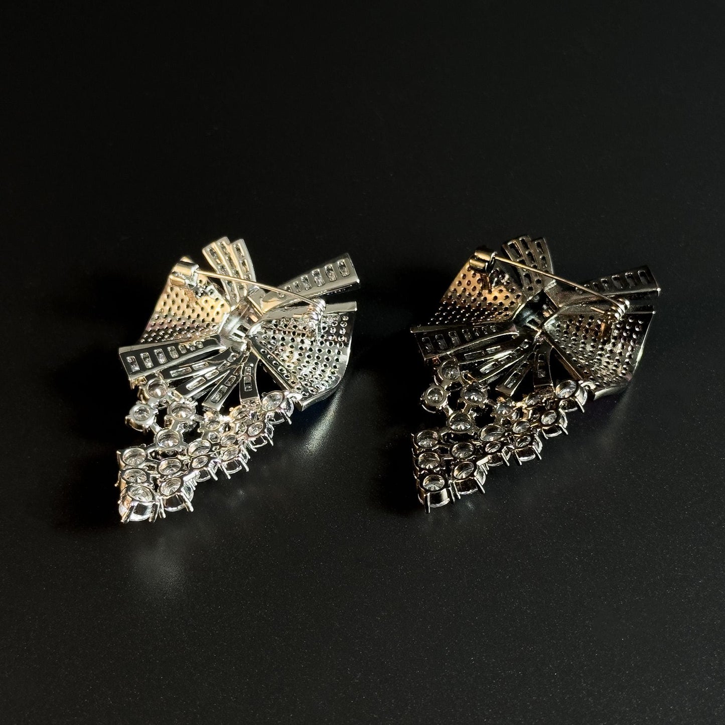Two-Tone Bow Brooch