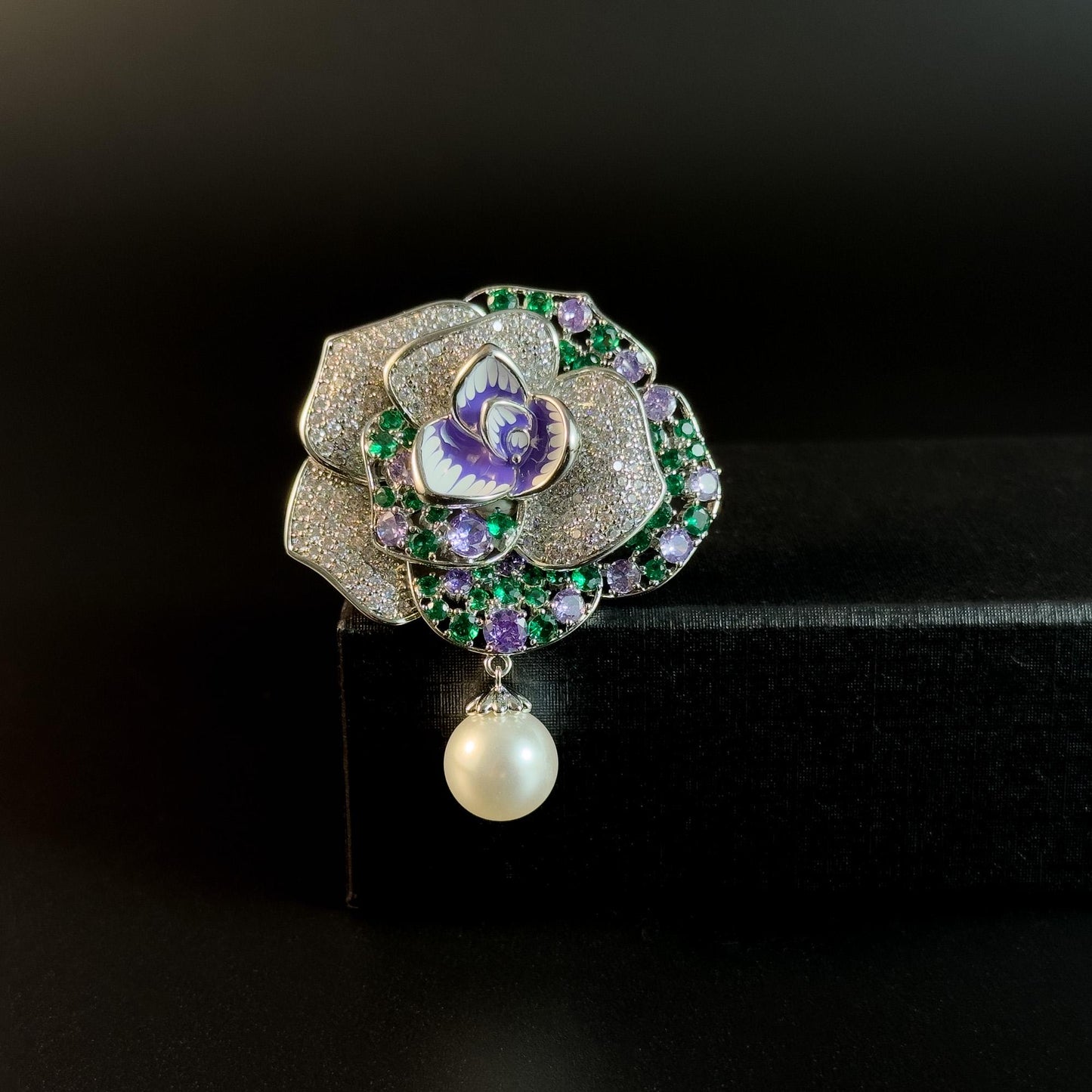 Rose Pearl Rhinestone Brooch Pendant