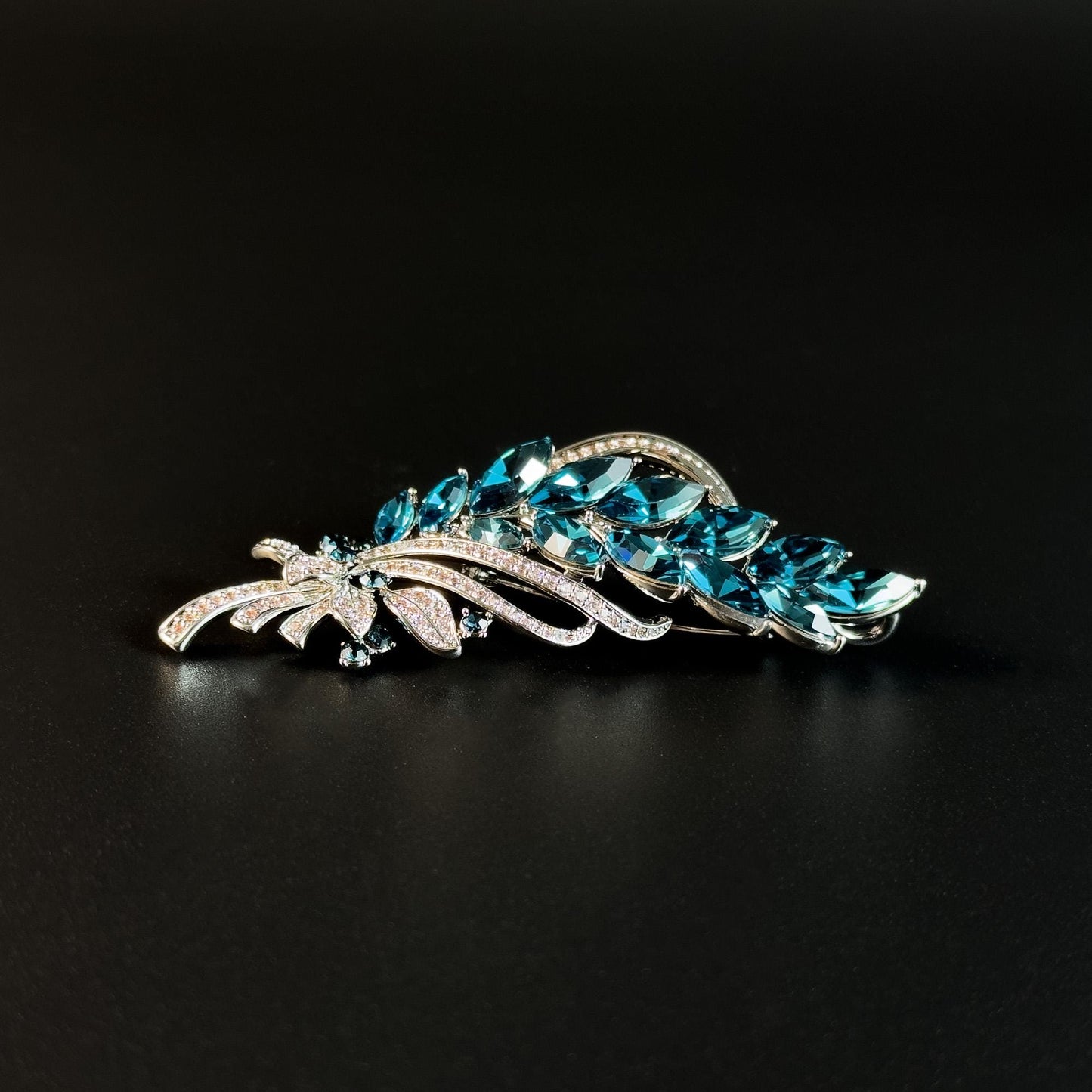 Blue Wheat Ear Brooch