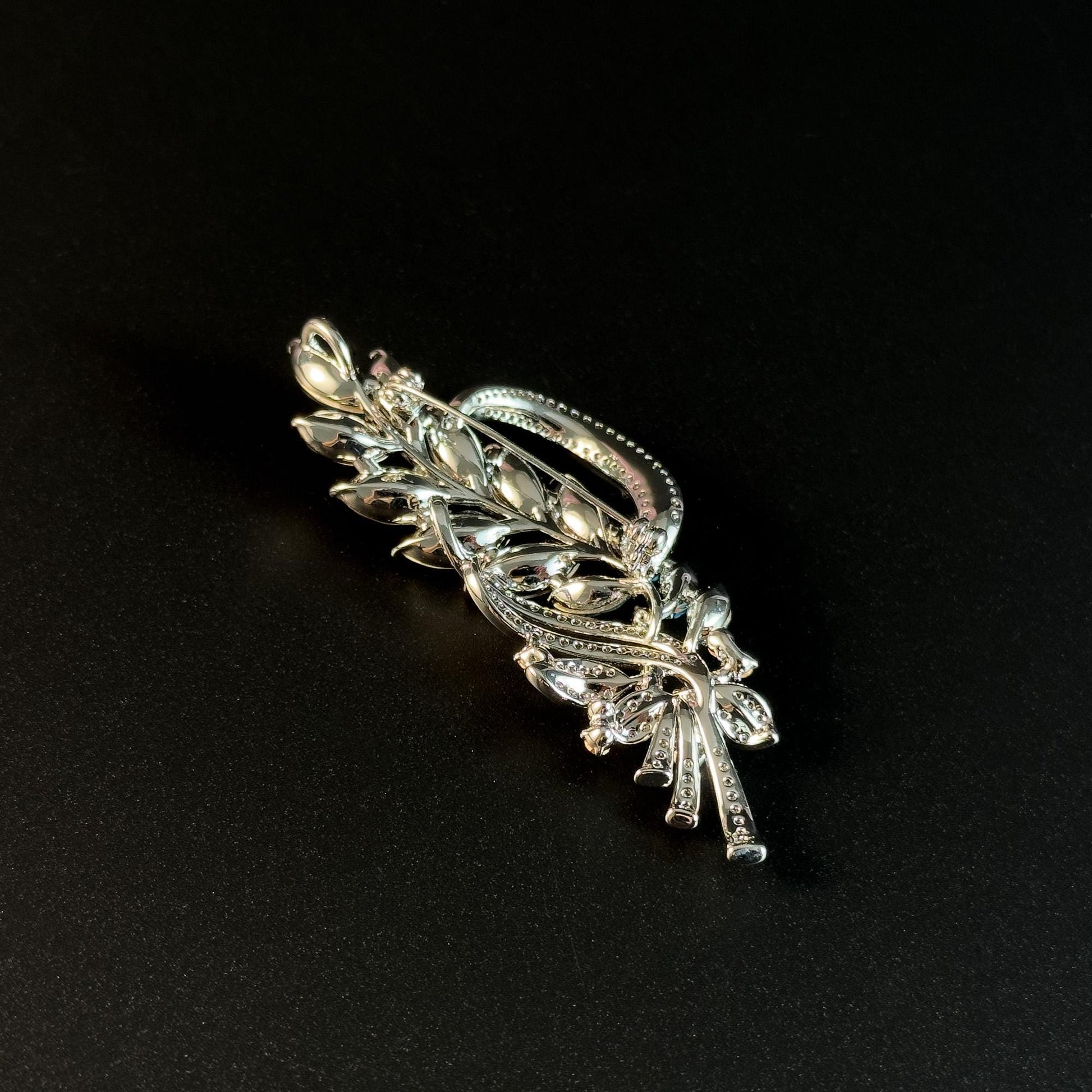 Blue Wheat Ear Brooch