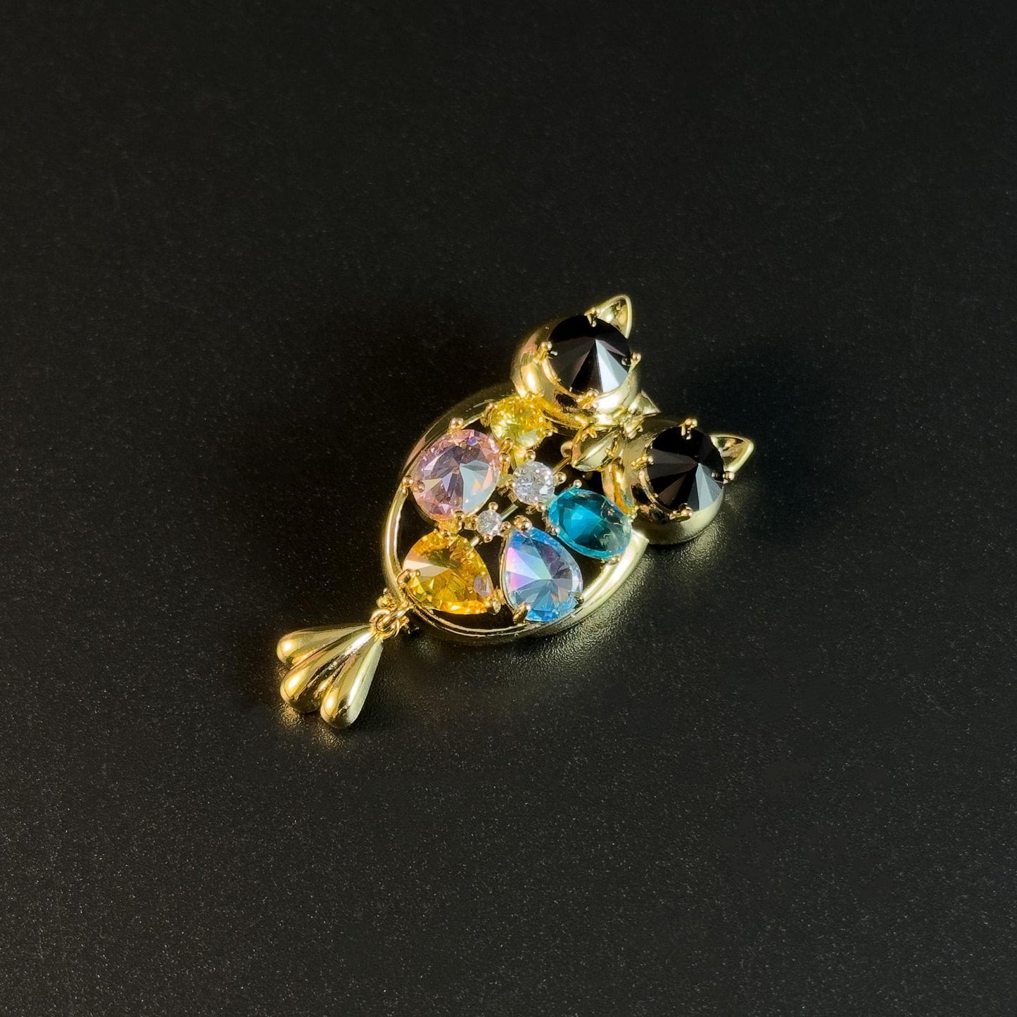 Adorable Owl Brooch