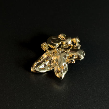 Leaf-Shaped Decorative Brooch