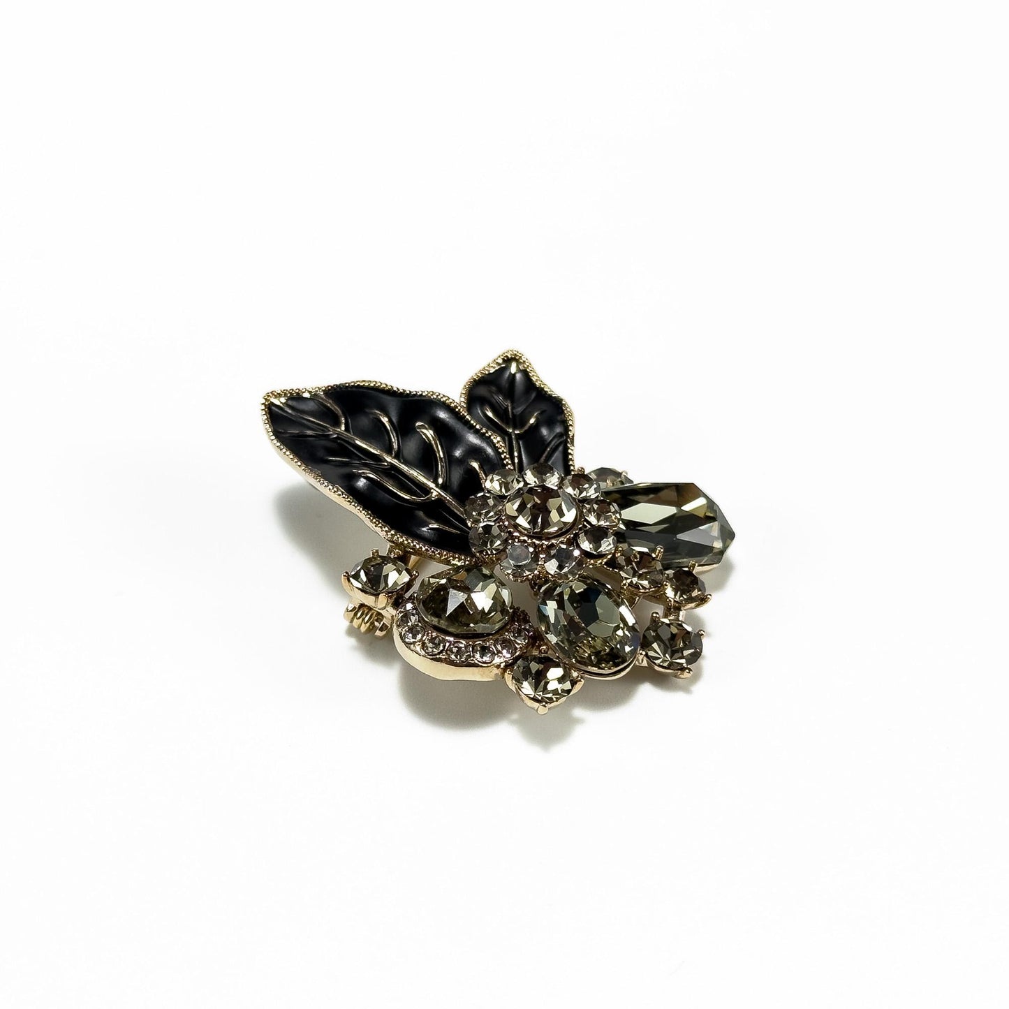 Leaf-Shaped Decorative Brooch