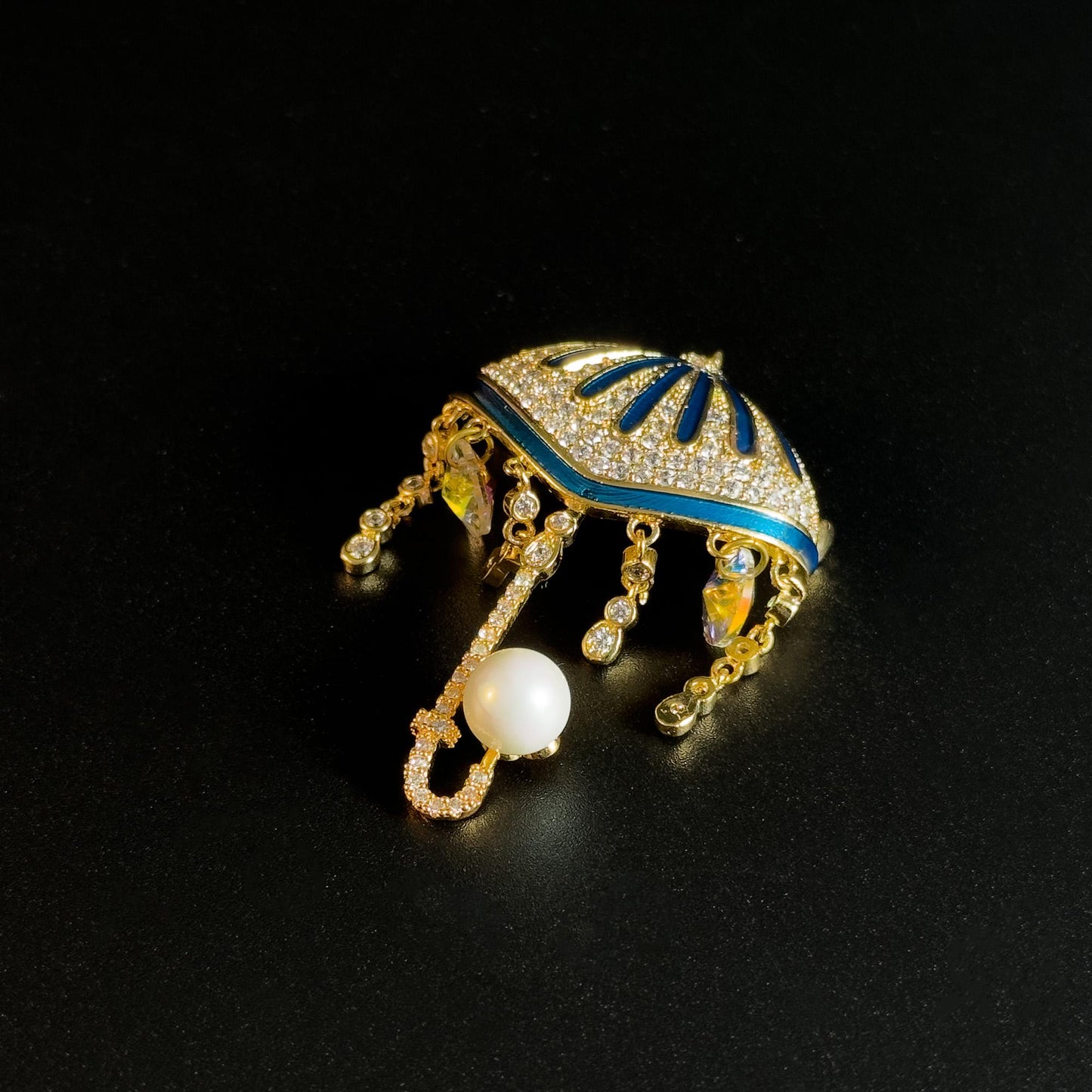Umbrella Tassel Brooch