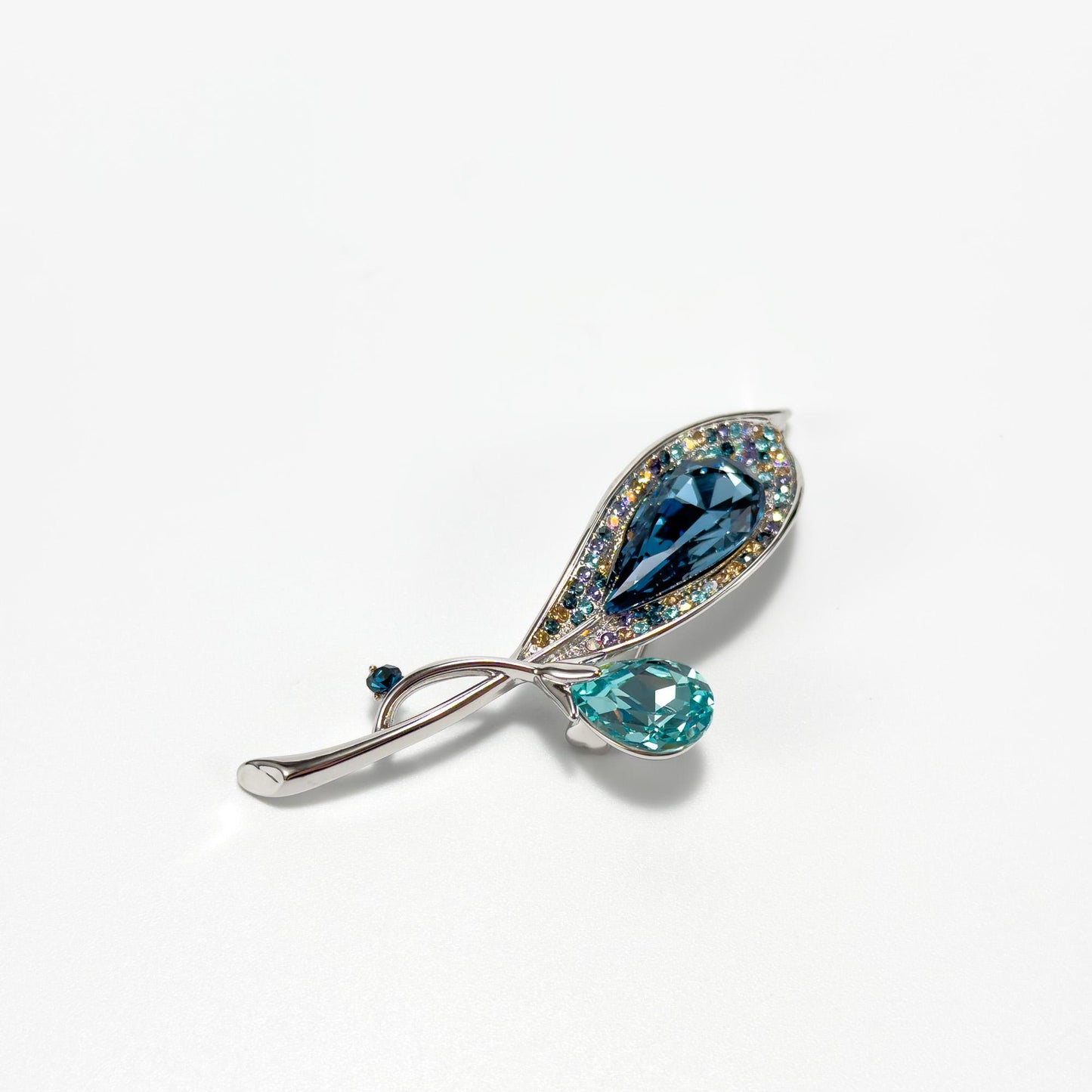 Blue Leaf-Shaped Crystal Brooch
