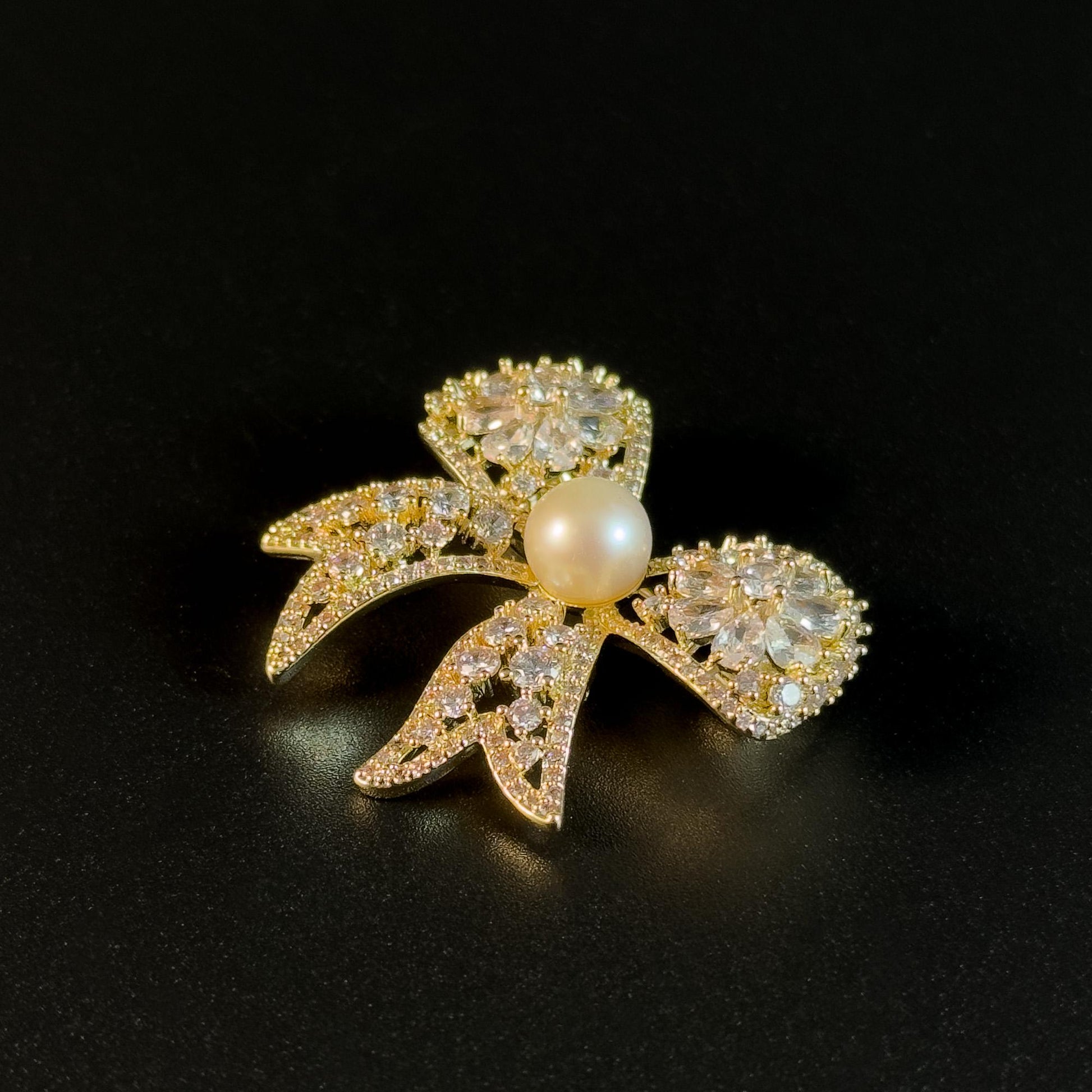 Silver Openwork Rhinestone Flower Brooch