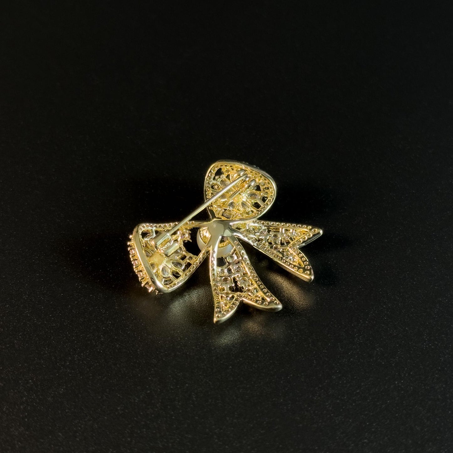Silver Openwork Rhinestone Flower Brooch