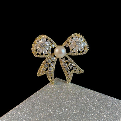 Silver Openwork Rhinestone Flower Brooch