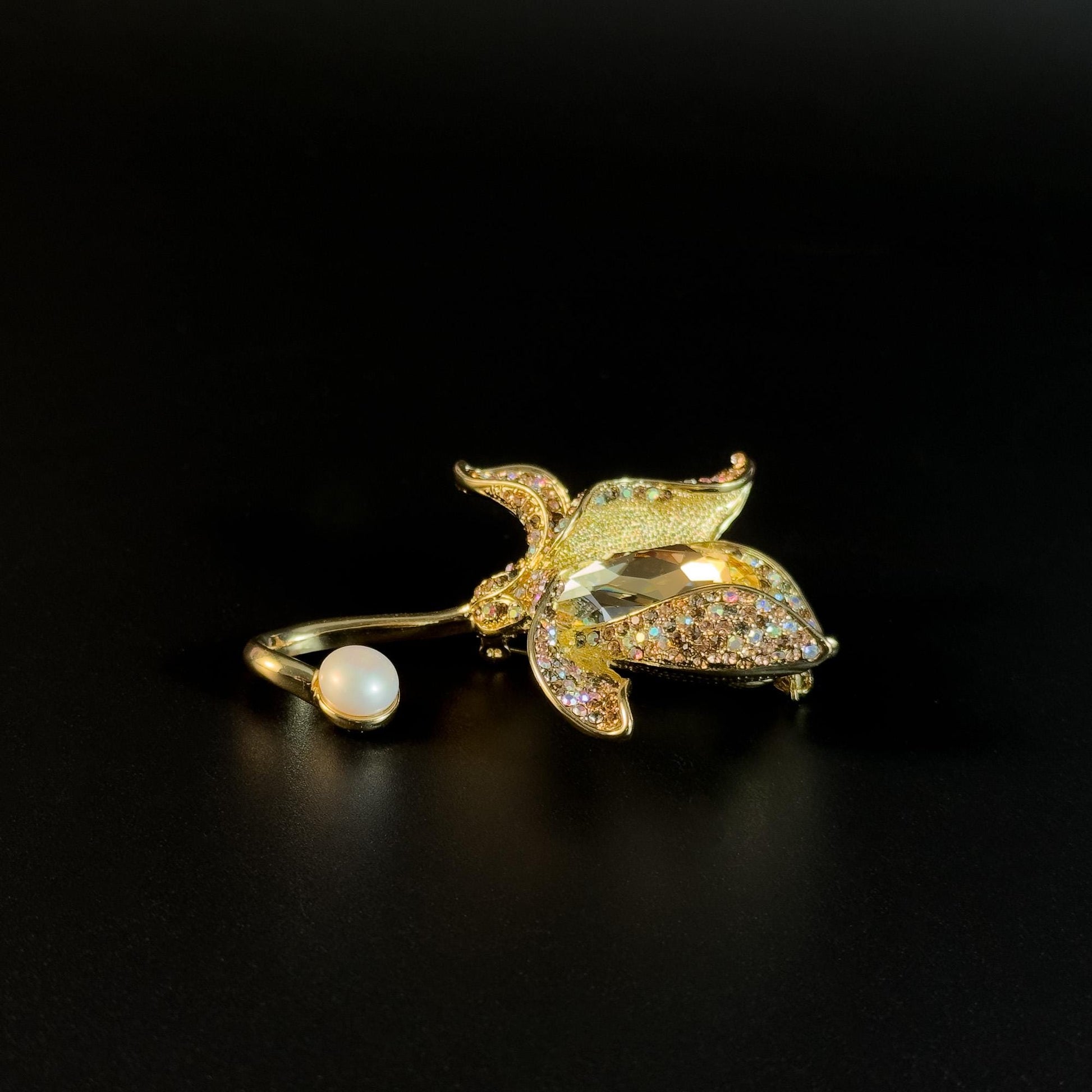 Golden Lotus Zirconia Brooch