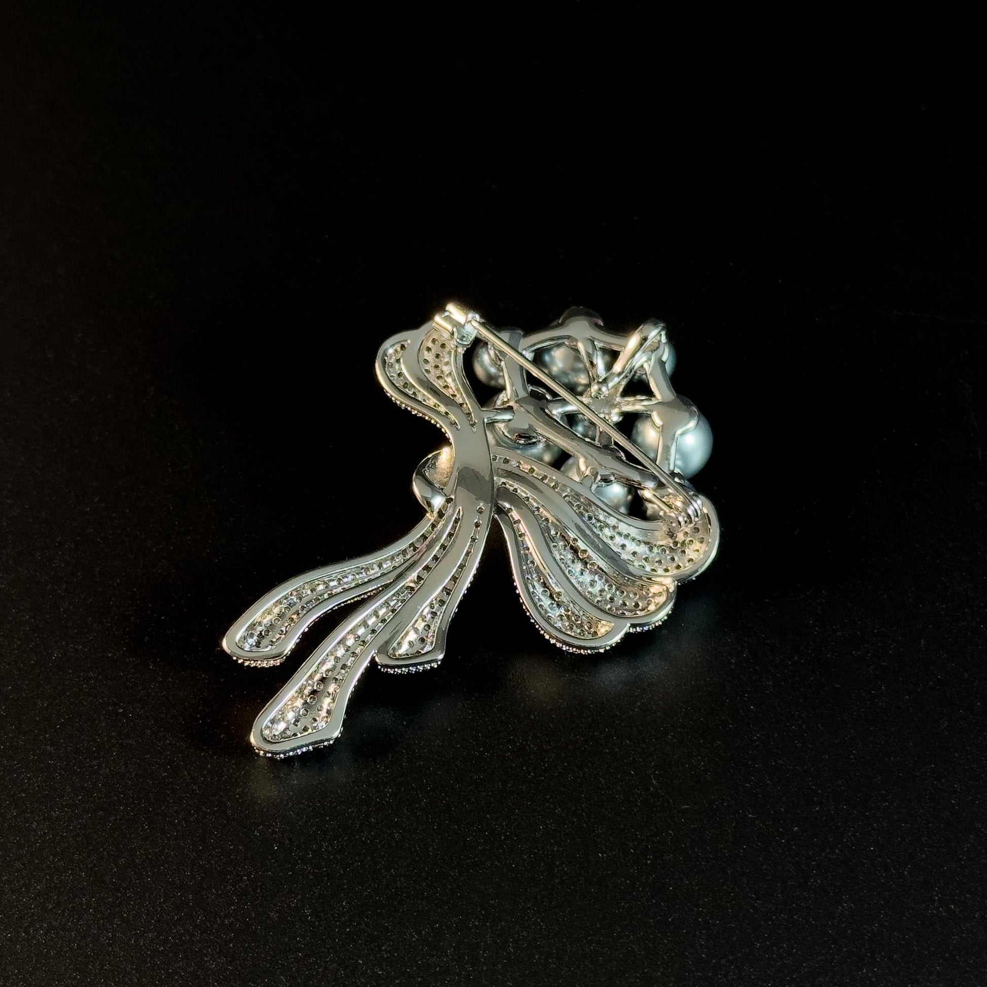 Grey Pearl and Diamond Brooch