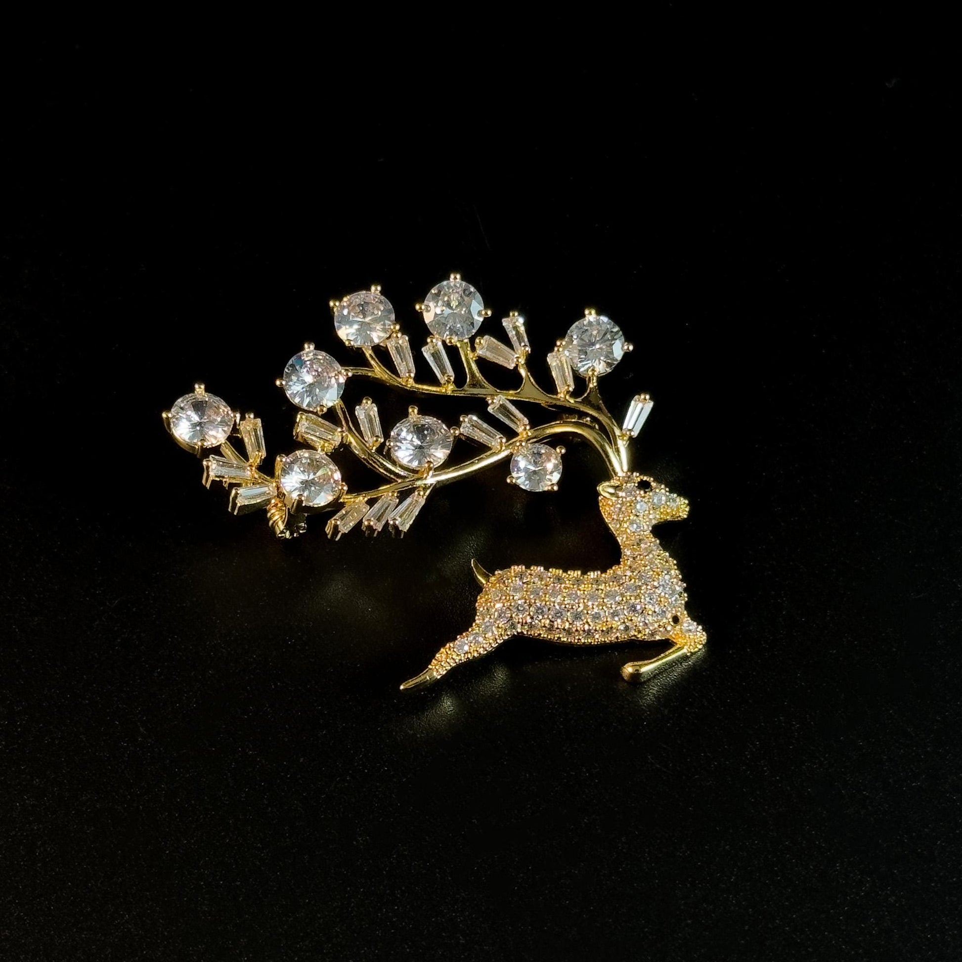 Fully Rhinestone Deer Brooch