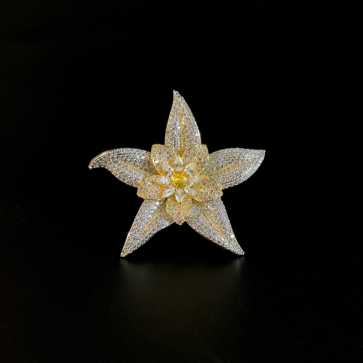 Five-Pointed Star Flower Two-Tone Gold Brooch