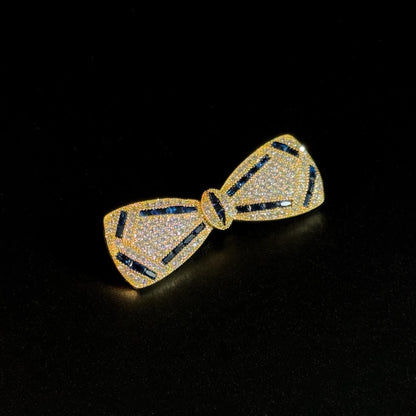 Exquisite and Luxurious Bow Brooch