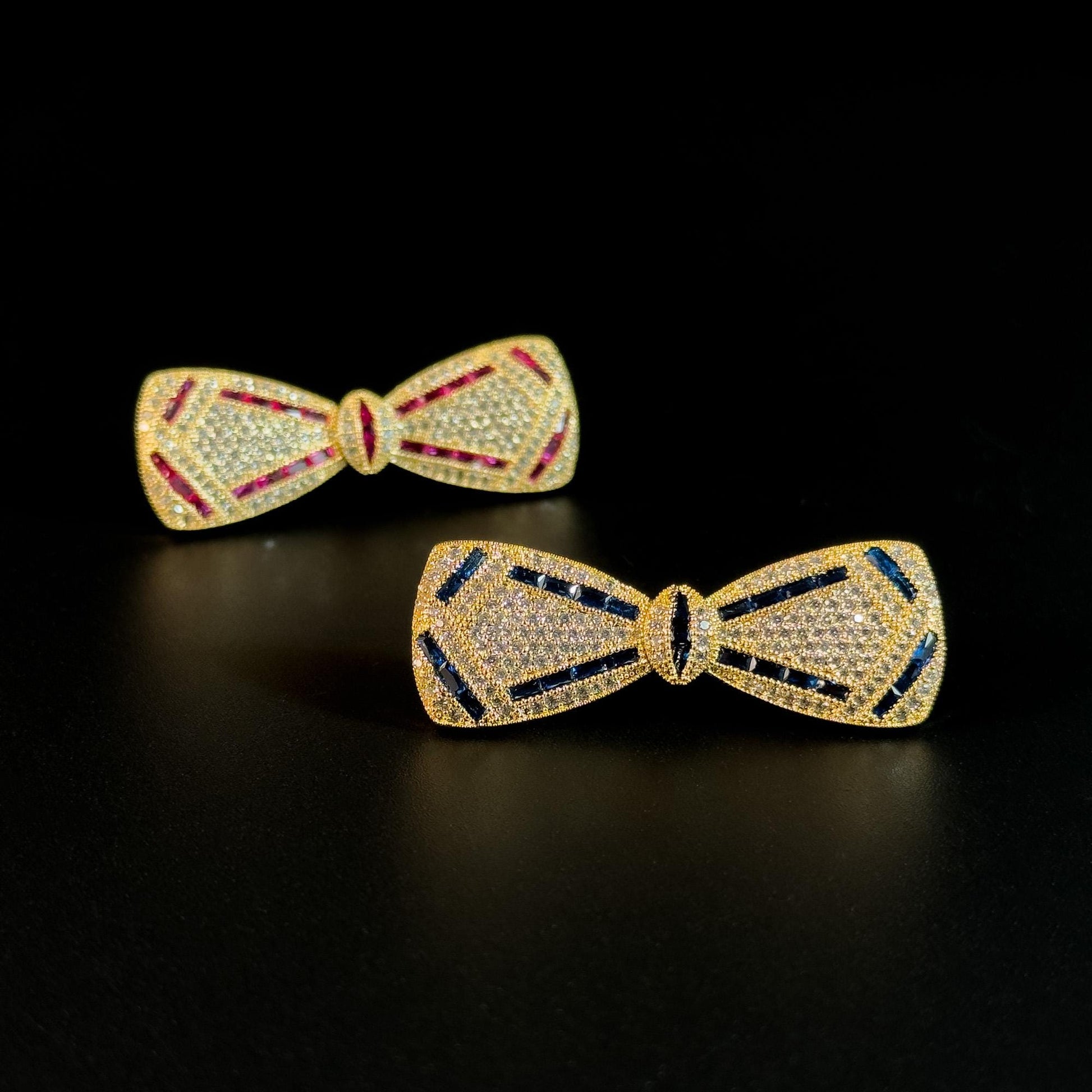 Exquisite and Luxurious Bow Brooch