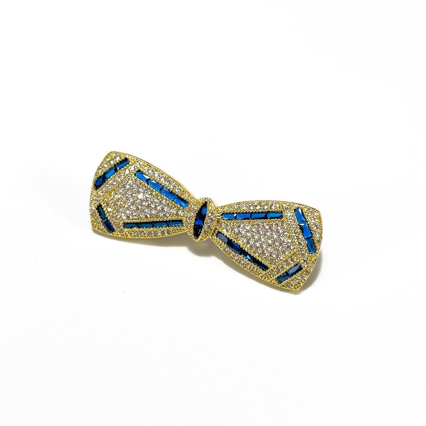 Exquisite and Luxurious Bow Brooch