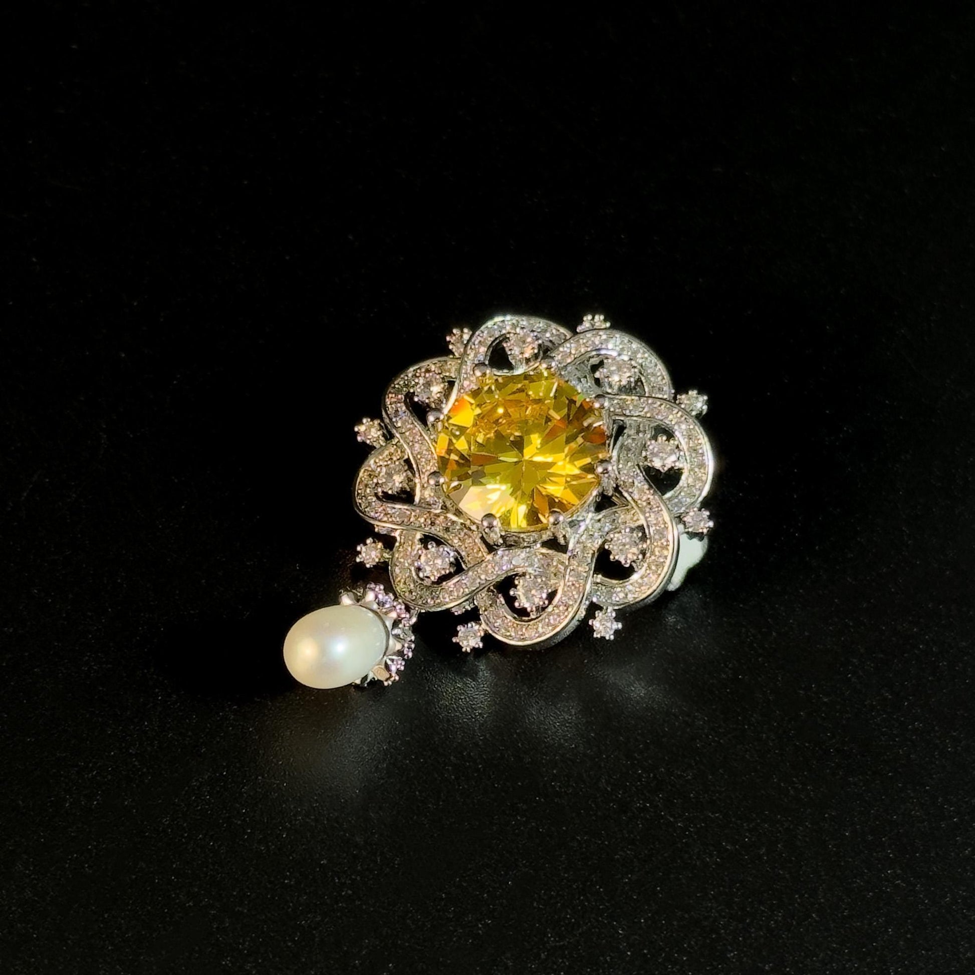 Yellow Zircon Snowflake Pendant