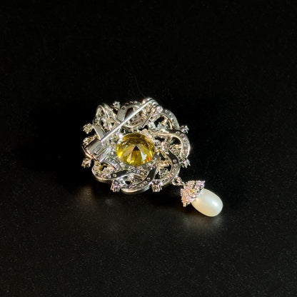 White Zircon Snowflake Pendant