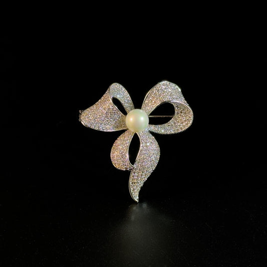 Gold Bow Pendant Brooch
