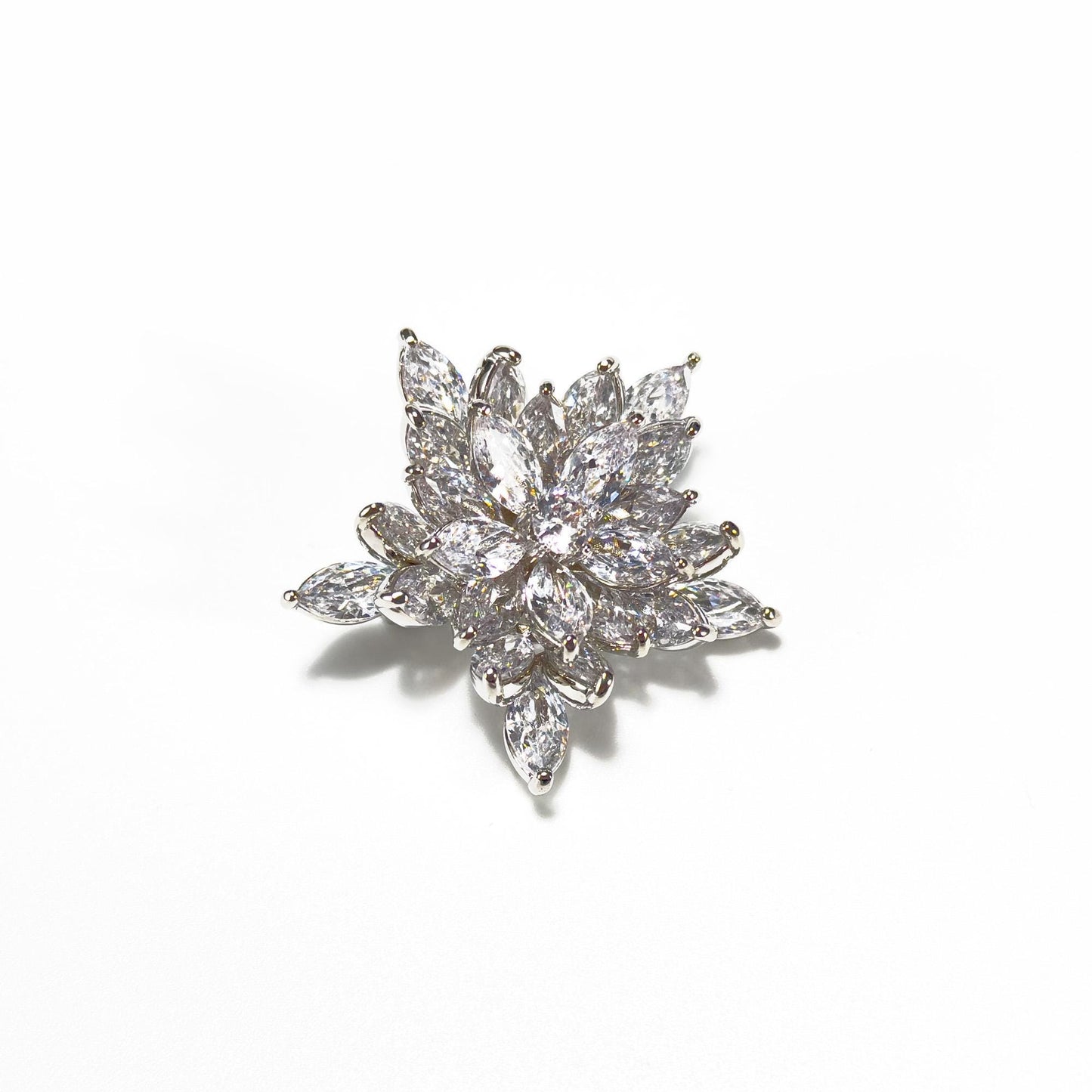 White Zircon Five-Pointed Star Brooch
