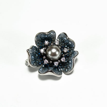 Heavily Embellished Pearl Brooch in the Shape of a Five-Petaled Flower