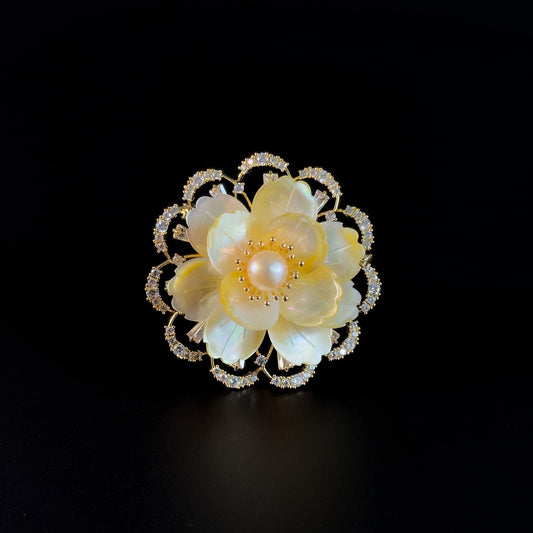 Gold Seashell Flower Brooch
