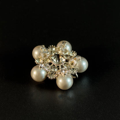 Black Pearl Flower Brooch