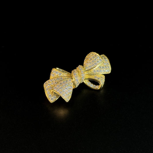 Elegant Gold Bow Brooch