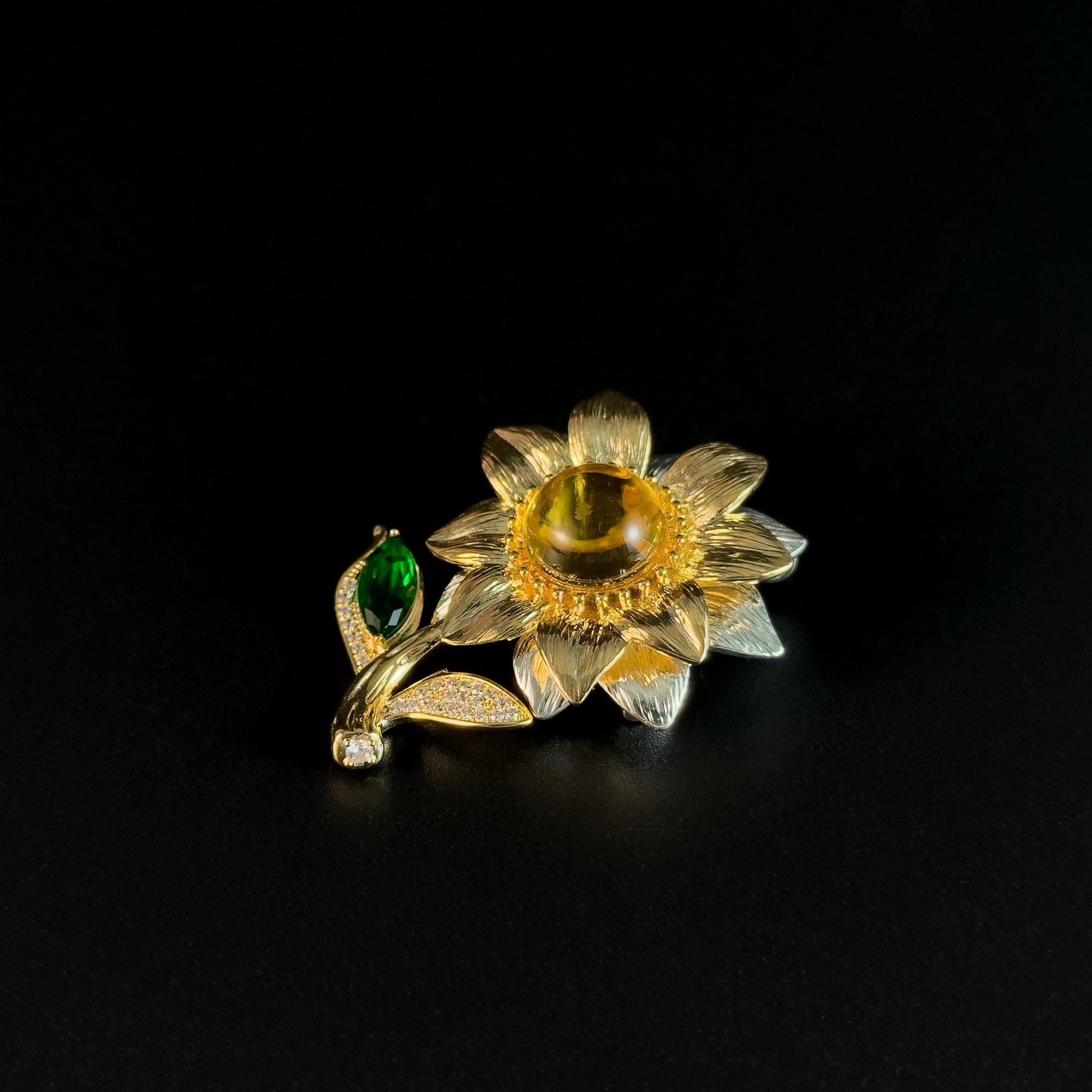 Gold Sunflower Brooch