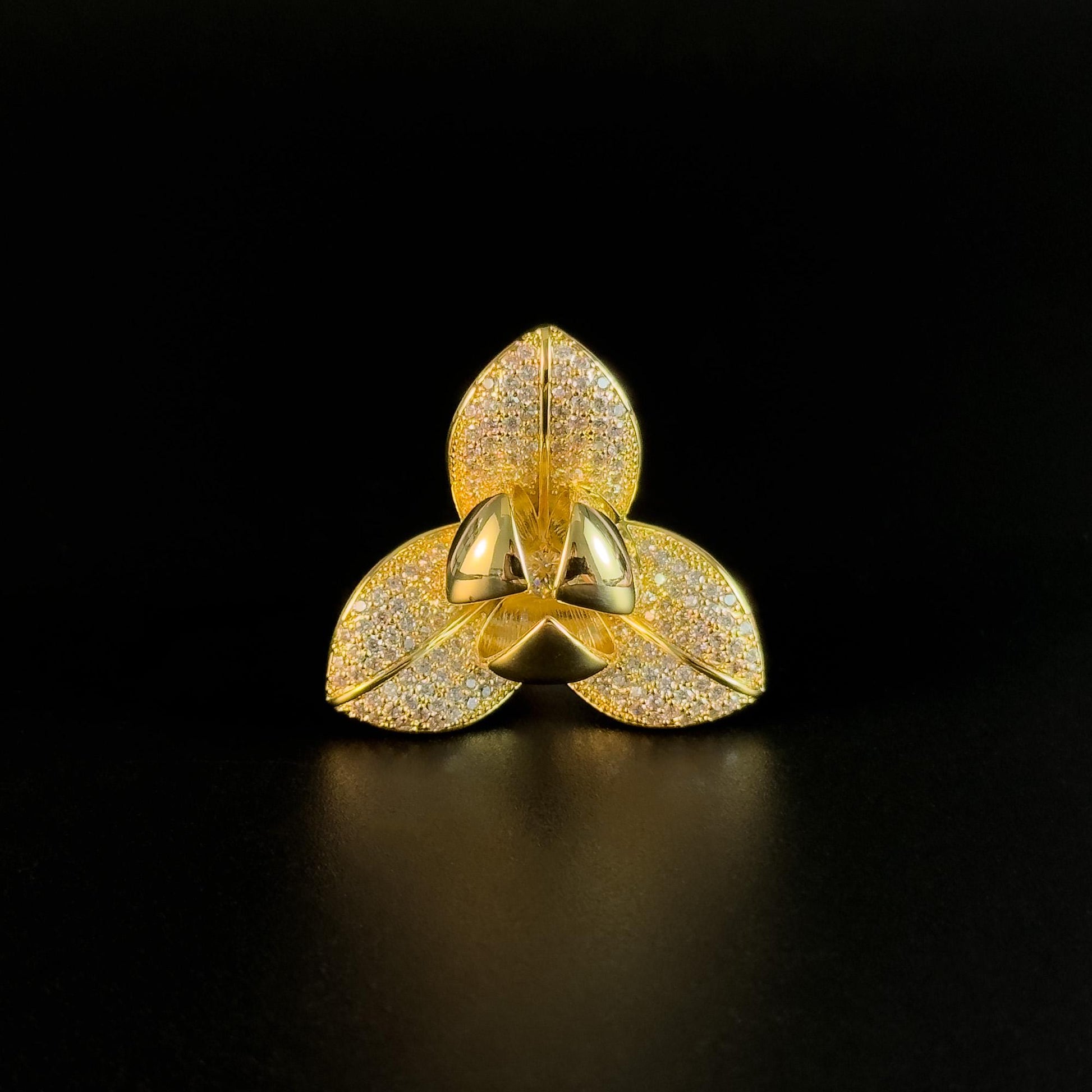 Gold Clover Brooch
