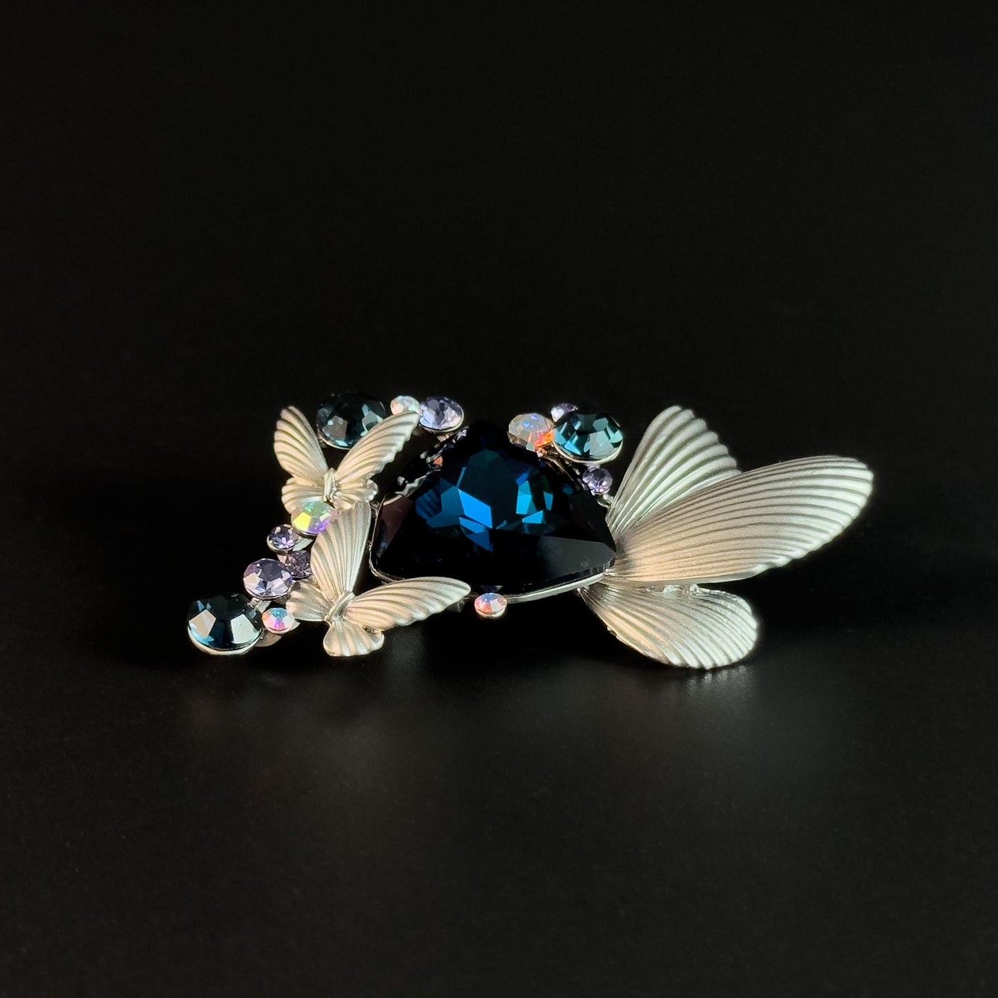 Deep Blue Zircon Butterfly Leaf Brooch