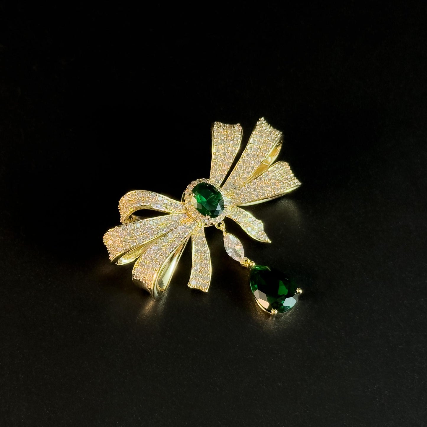 Gold Bow Pearl Pendant Brooch