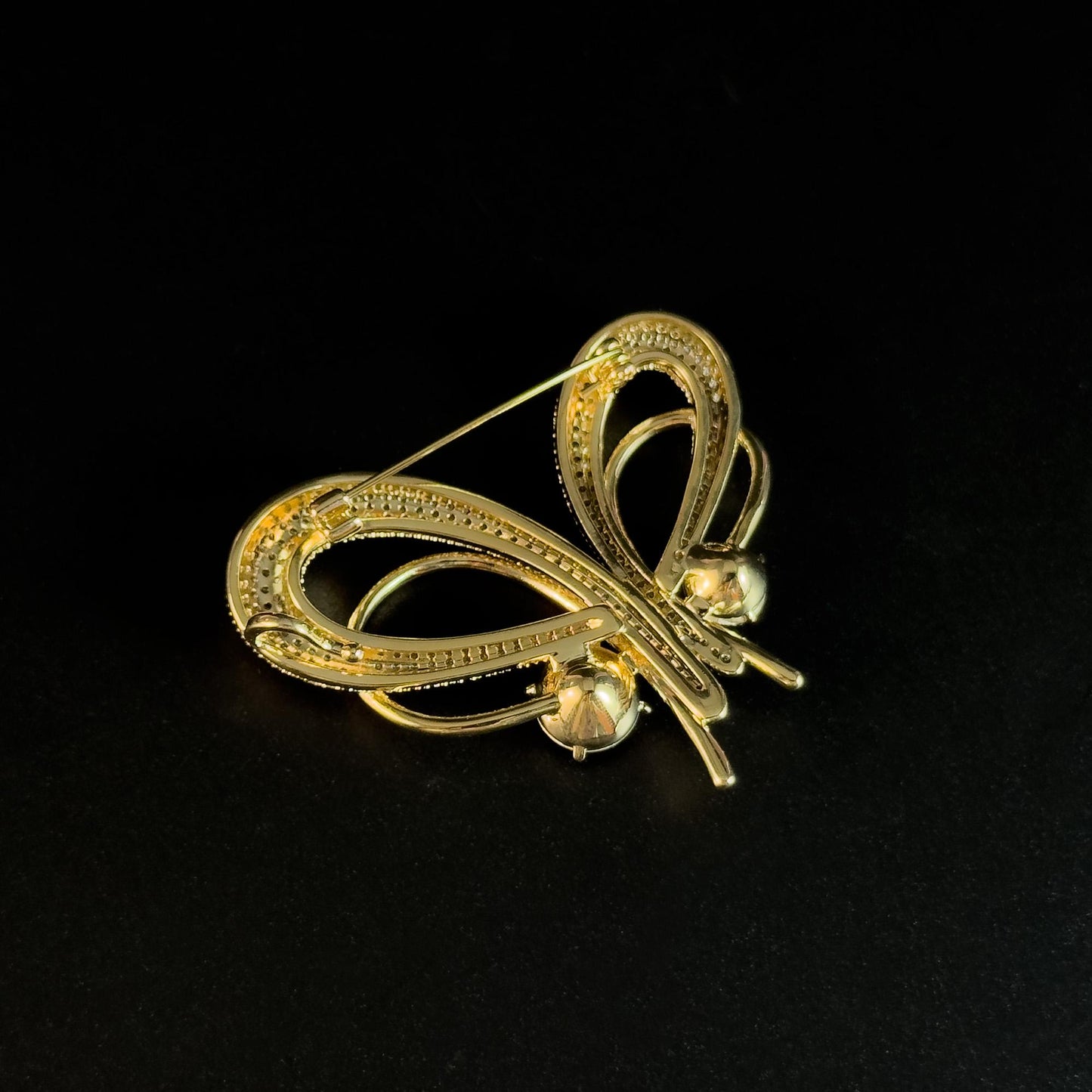 Gold Irregular Bow Brooch