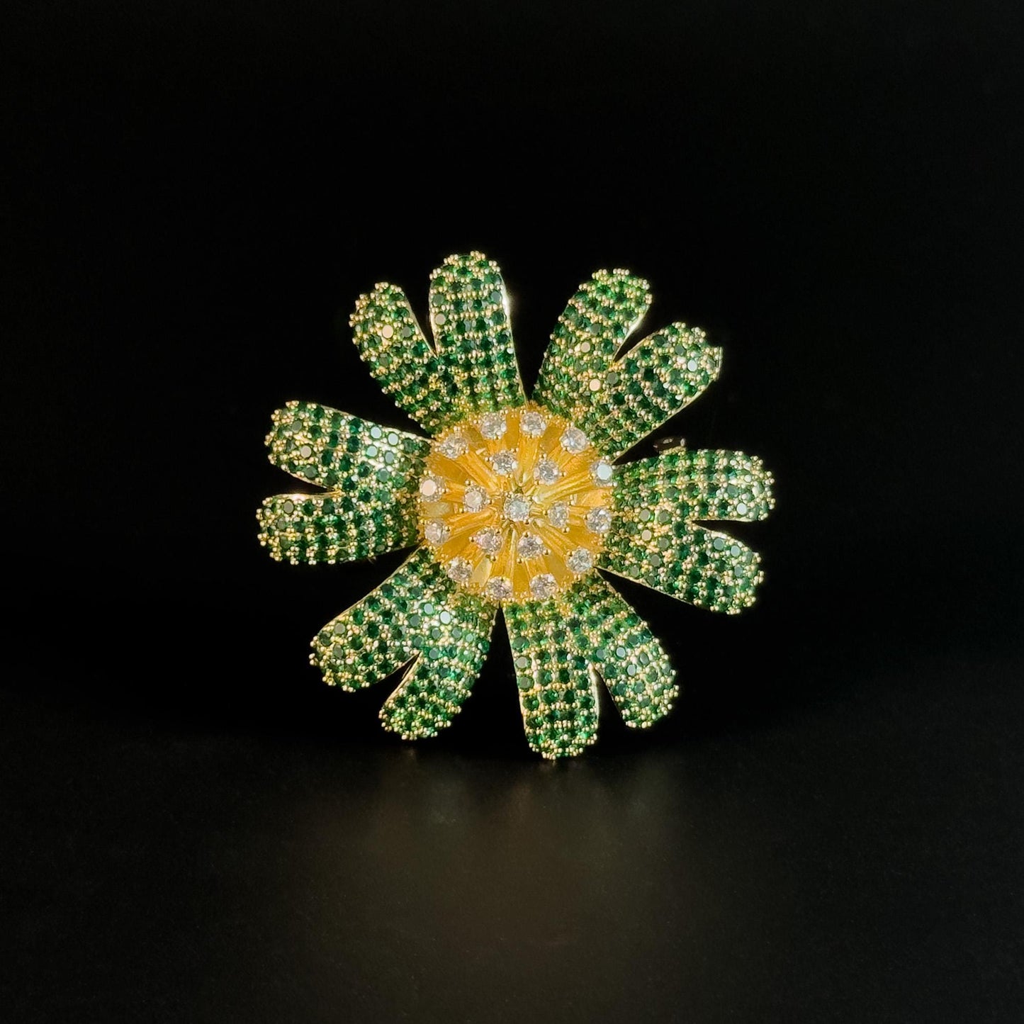 Green Daisy Brooch
