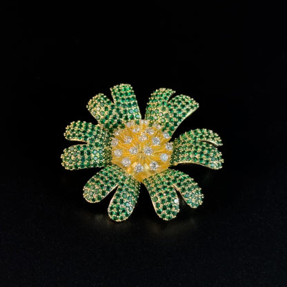 Green Daisy Brooch