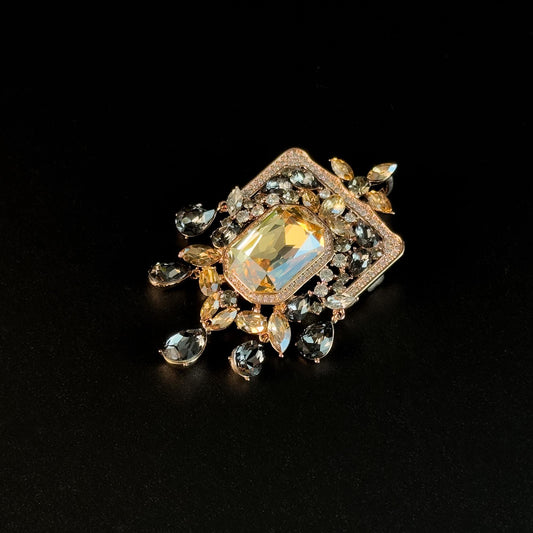 Vintage Champagne-Colored Zircon Pendant Brooch