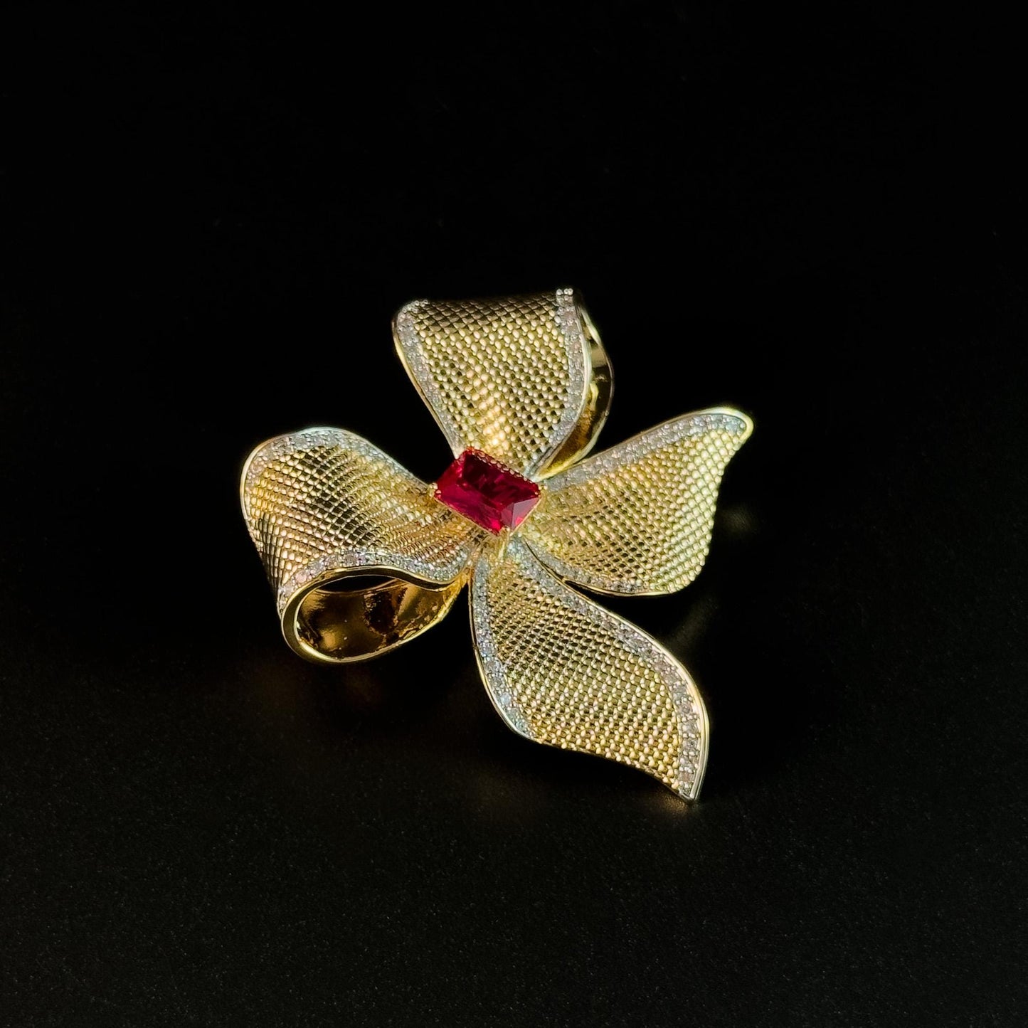 Heavy-Duty Gold Bow Brooch