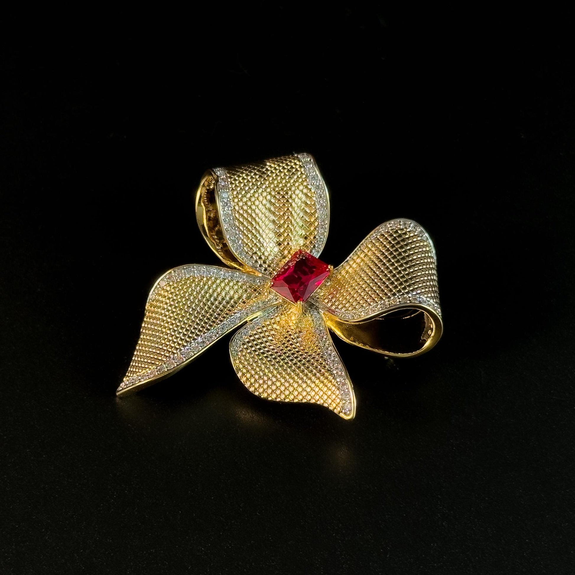 Heavy-Duty Gold Bow Brooch