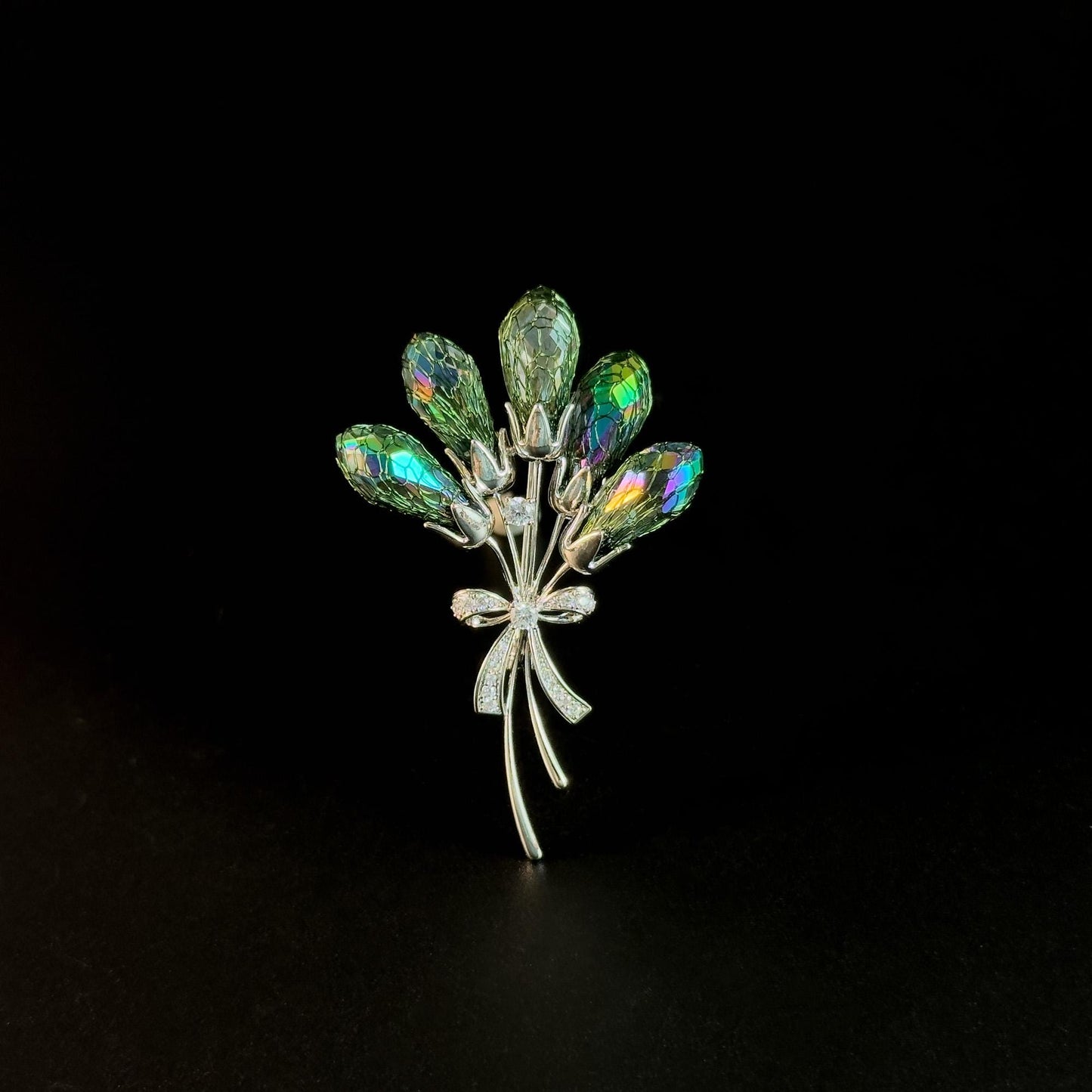 Woven Mesh Green Zircon Bouquet Brooch