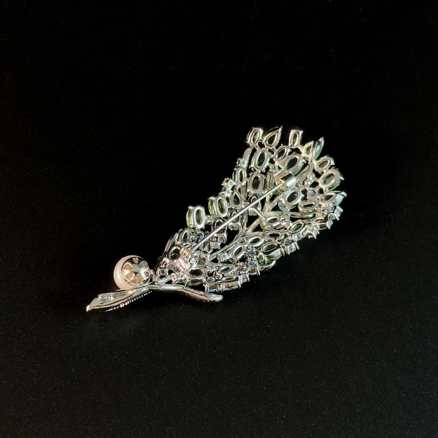 Fully Rhinestone Green Pearl Feather Brooch