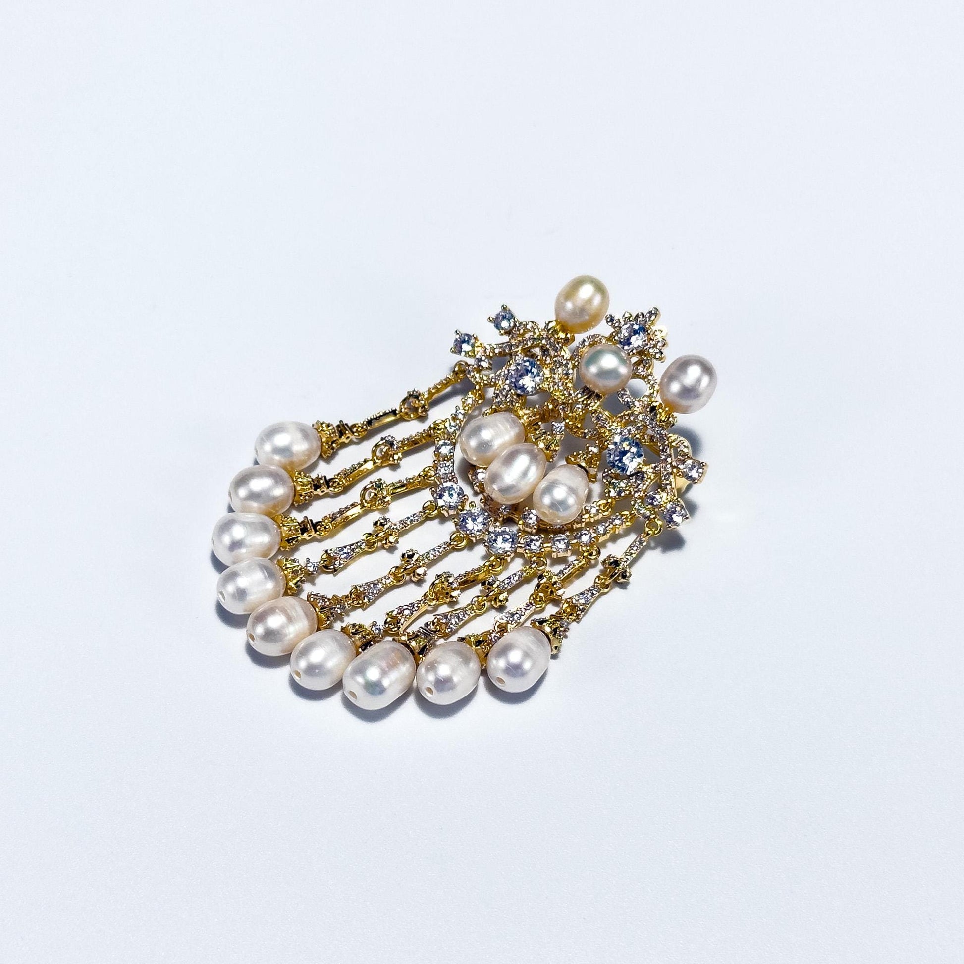 Courtly Baroque Pearl Tassel Brooch