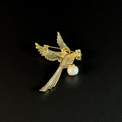 Blue-Winged Pearl Parrot Brooch