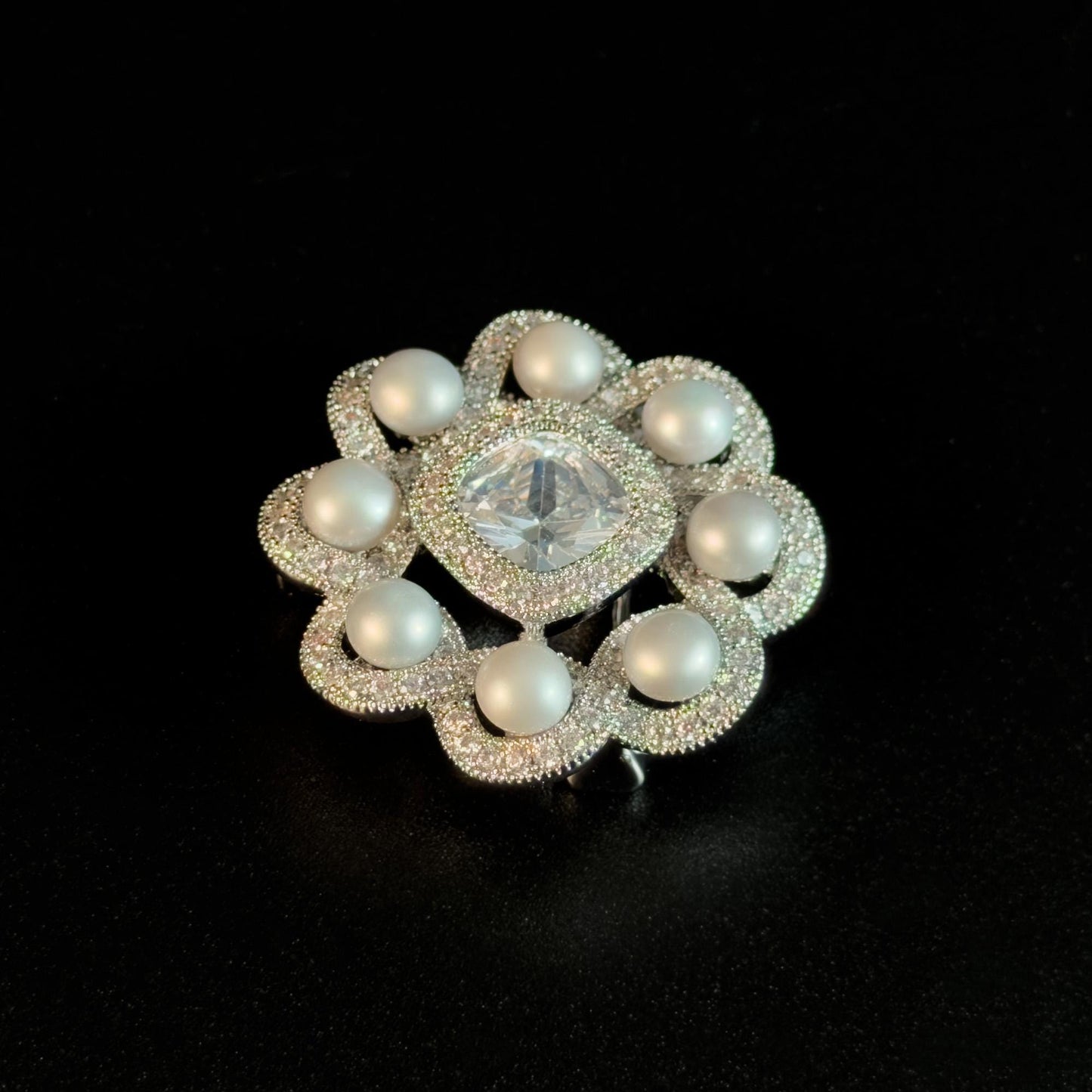 Pearl Flower Brooch